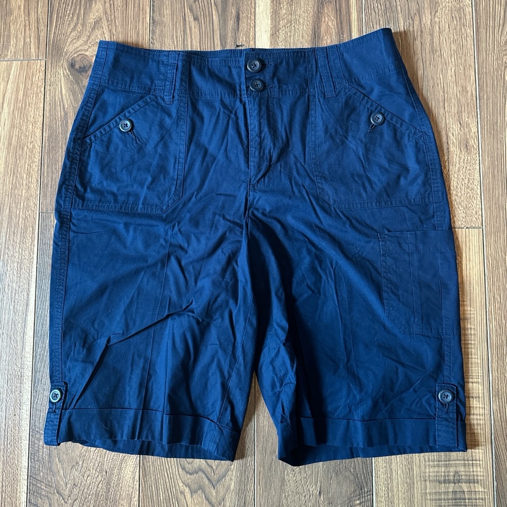 Kim Rogers Blue Cargo Shorts with Flat Front Design